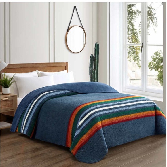 Pendleton Other - Pendleton Sherpa Fleece Blanket Bedding Bedroom Throw size Queen